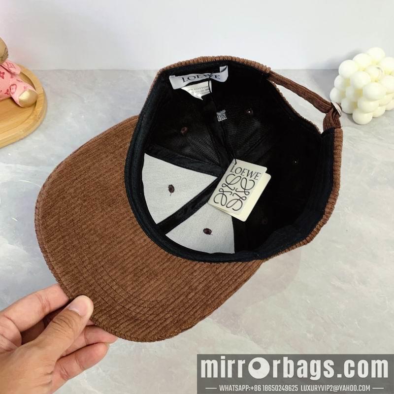 Replica Loewe cap dx15