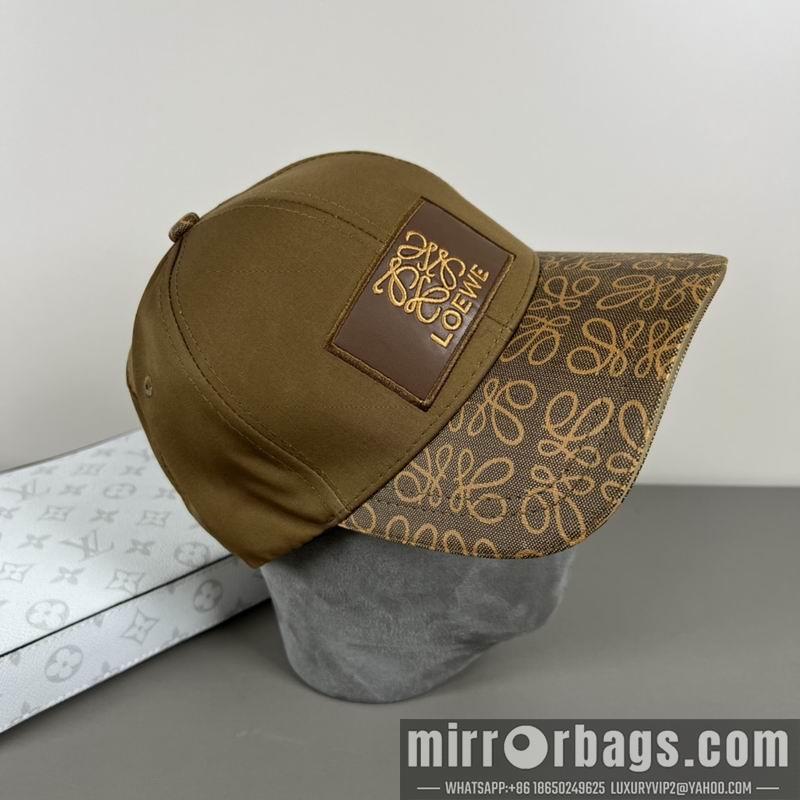 Replica Loewe cap dx37