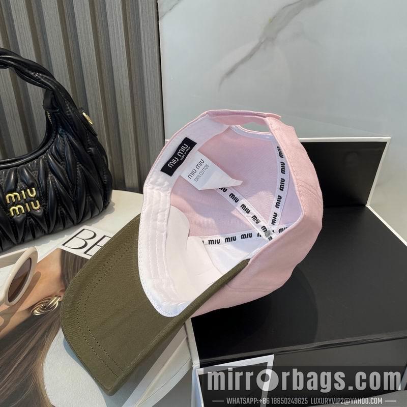 Replica Miumiu Cap dx31