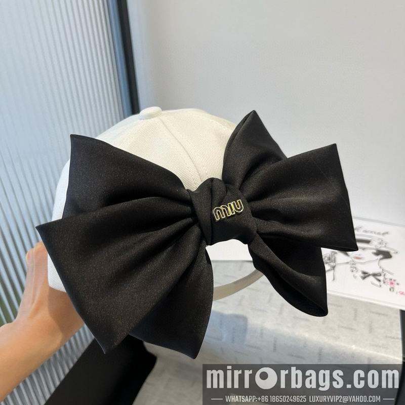 Replica Miumiu cap dx06