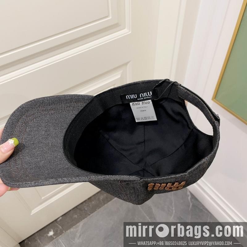 Replica Miumiu Hat dx36