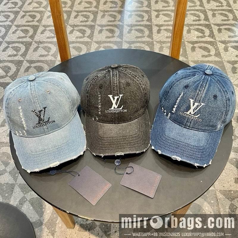 Replica LV  cap 072302
