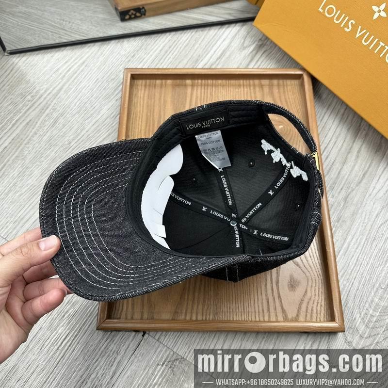 Replica LV cap dx105