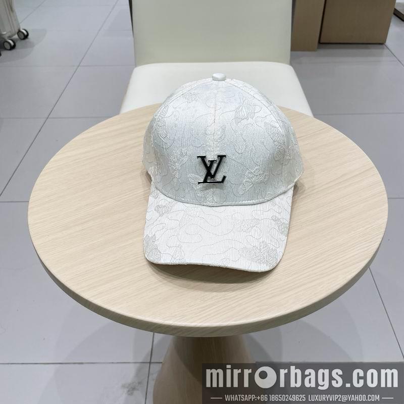 Replica LV cap 041402