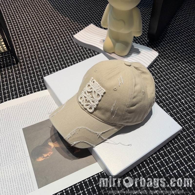 Replica Loewe cap dx08