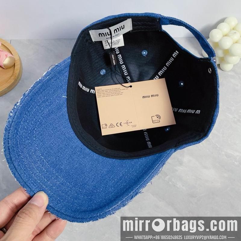Replica Miumiu cap dx38