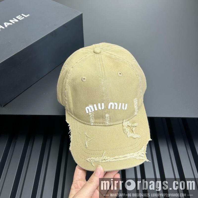 Replica Miumiu cap dx06