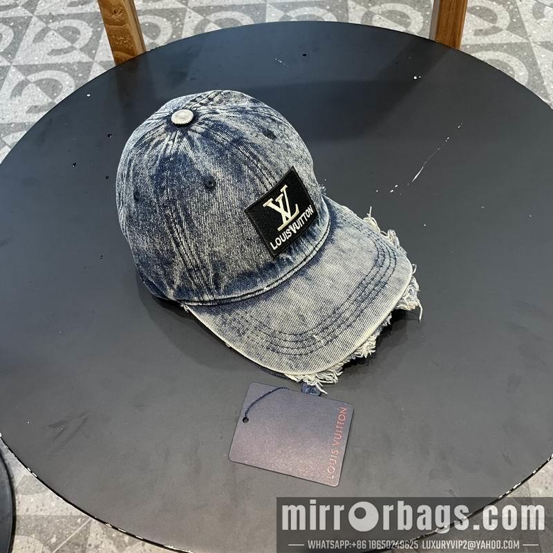 Replica LV cap 042811