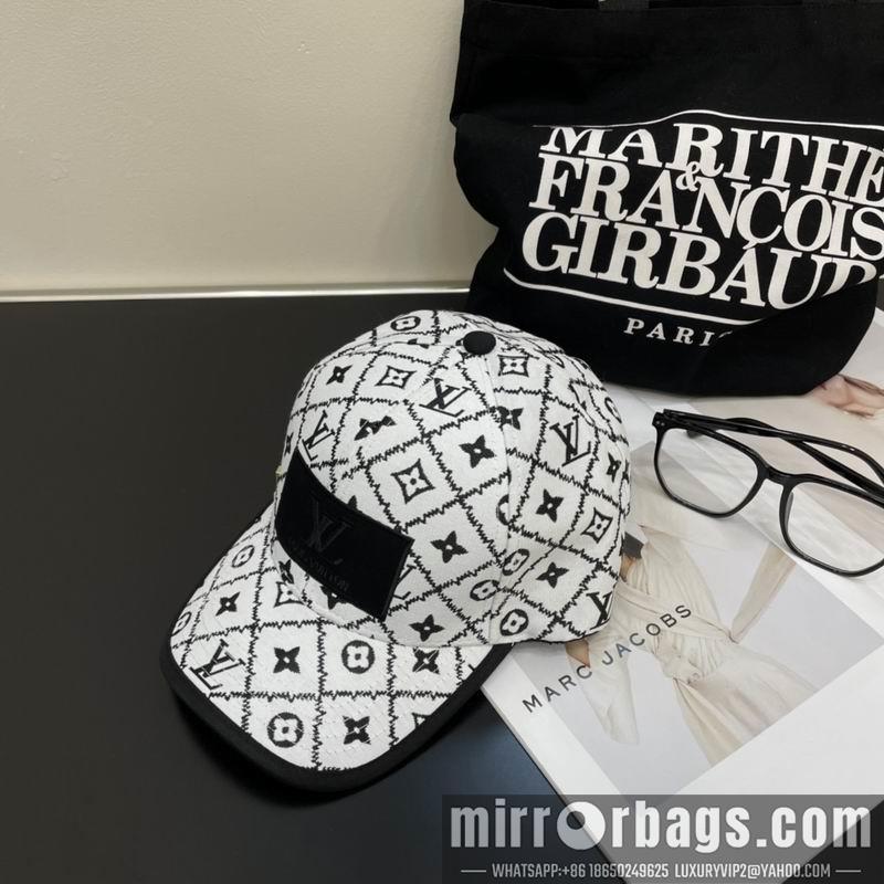 Replica LV Hat 042703