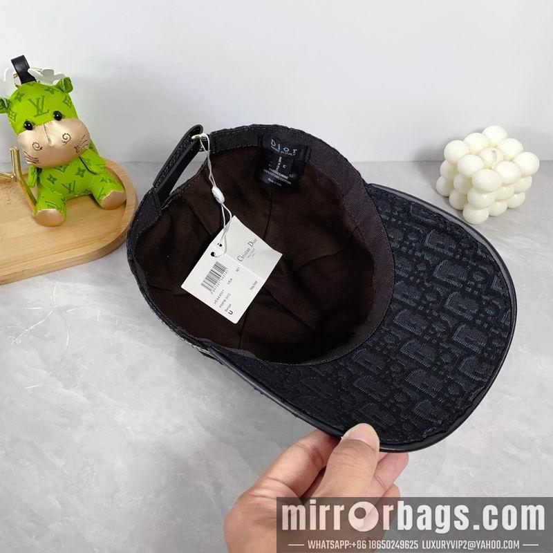 Replica Dior cap dx66