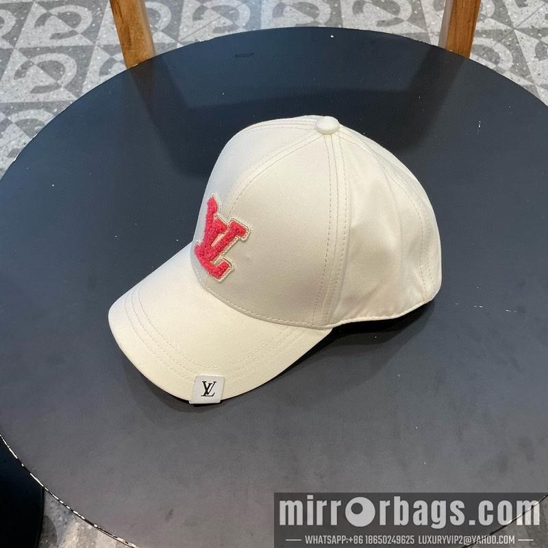 Replica LV  cap 072303