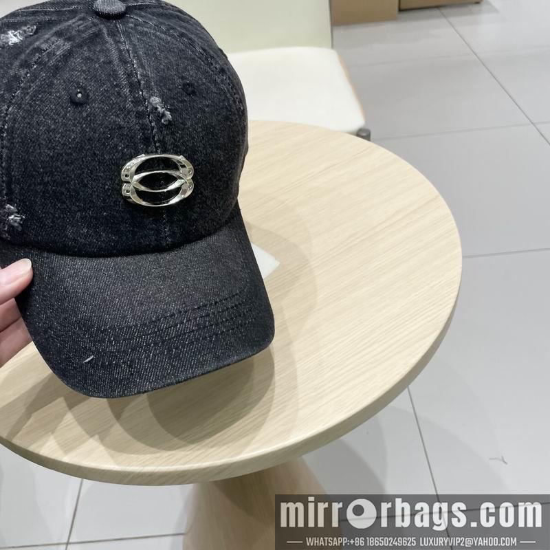 Replica Other Hat 041404