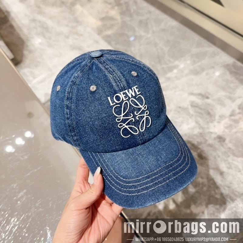 Replica Loewe cap 041701