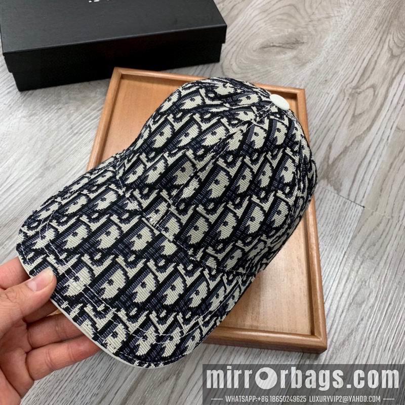 Replica Dior cap dx28