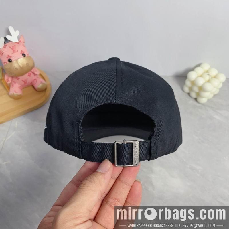 Replica YSL cap dx17