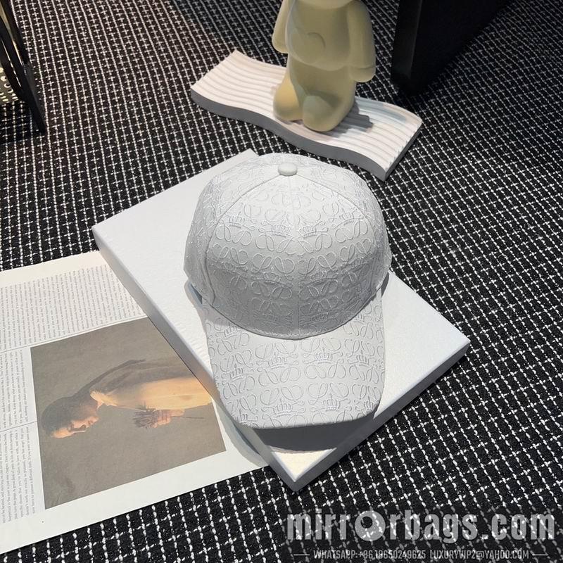 Replica Loewe cap dx03