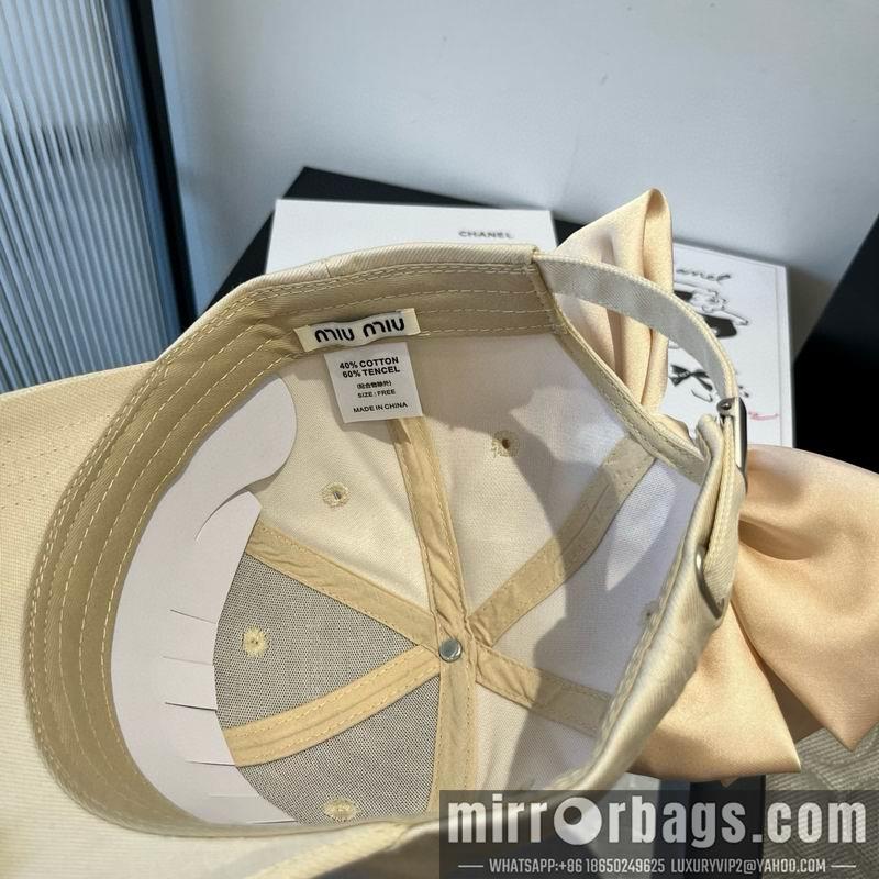 Replica Miumiu cap dx06