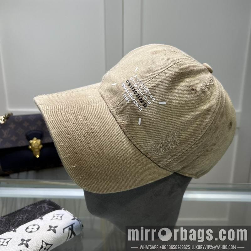 Replica Other cap dx01