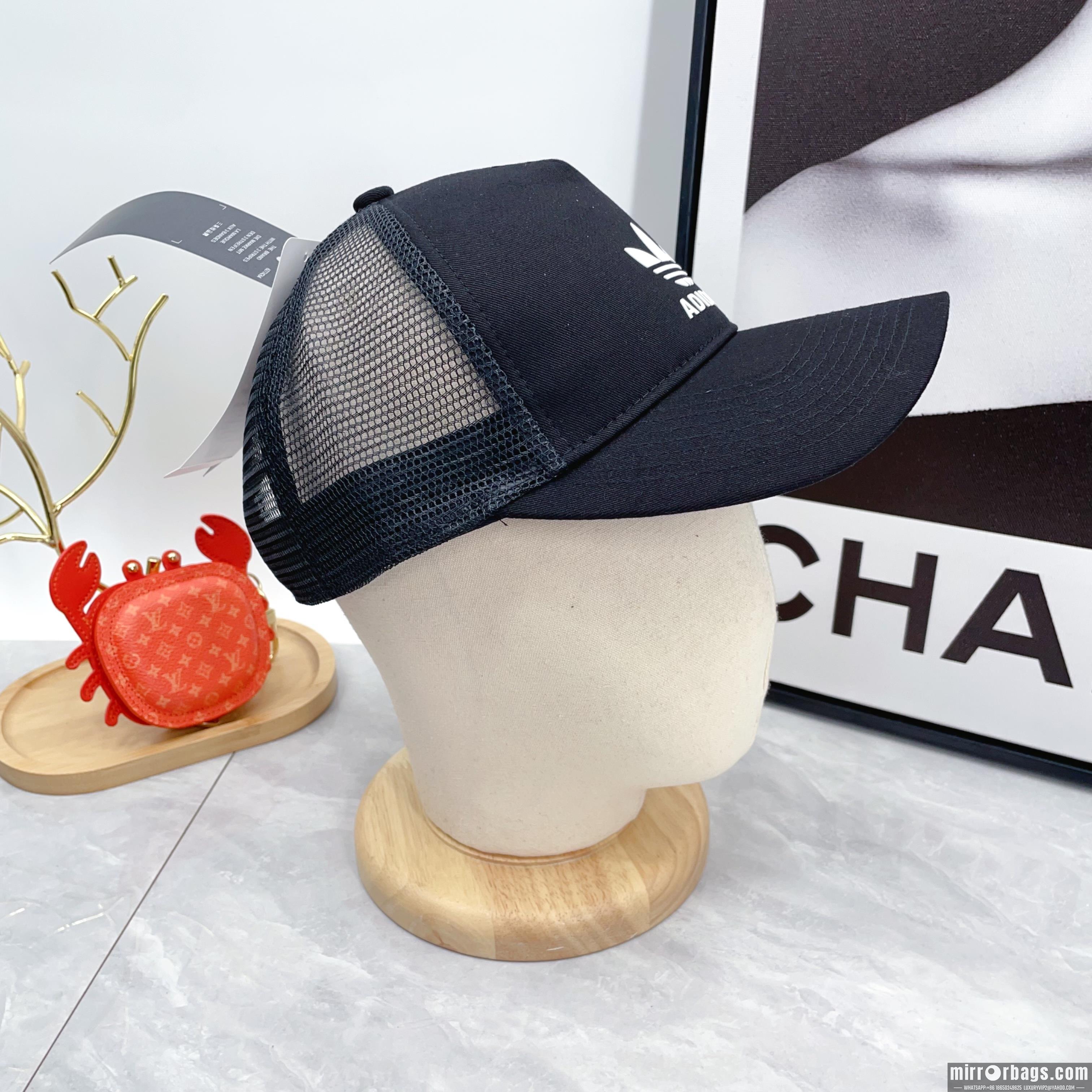 Replica Adidas cap dx02