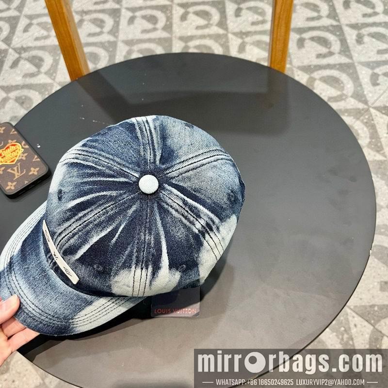 Replica LV cap 042809