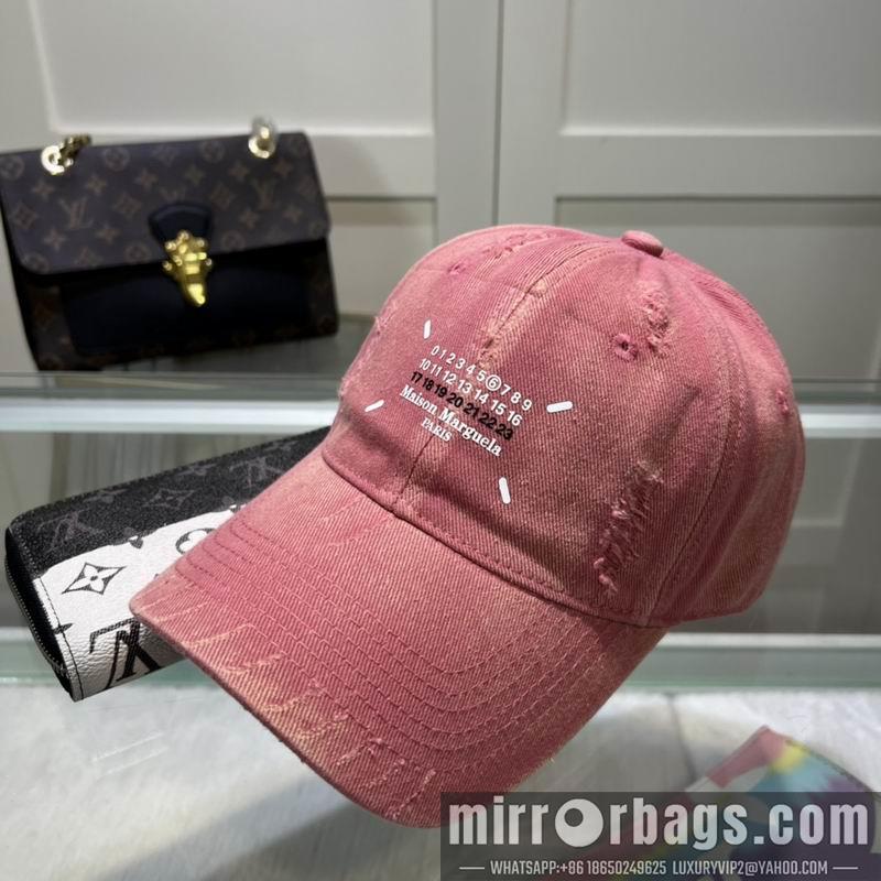 Replica Other cap dx01