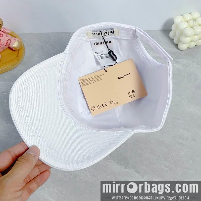 Replica Miumiu cap dx45