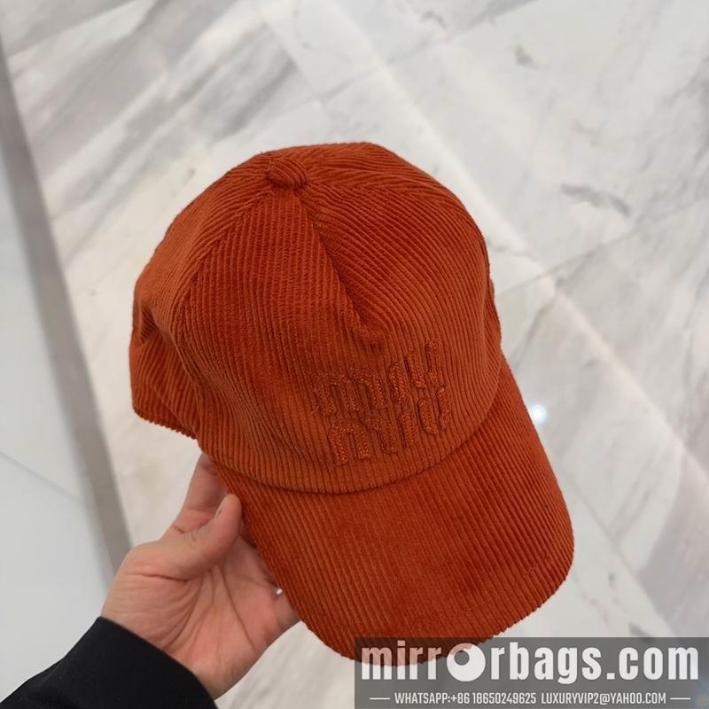 Replica Miumiu Cap dx37
