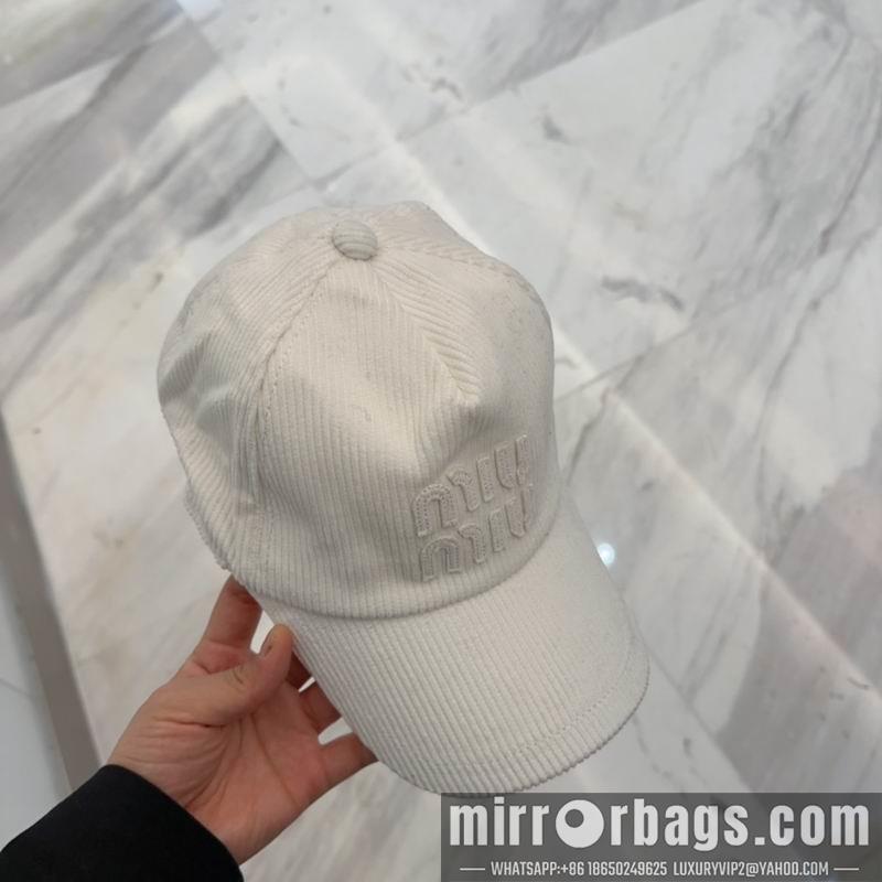 Replica Miumiu Cap dx37