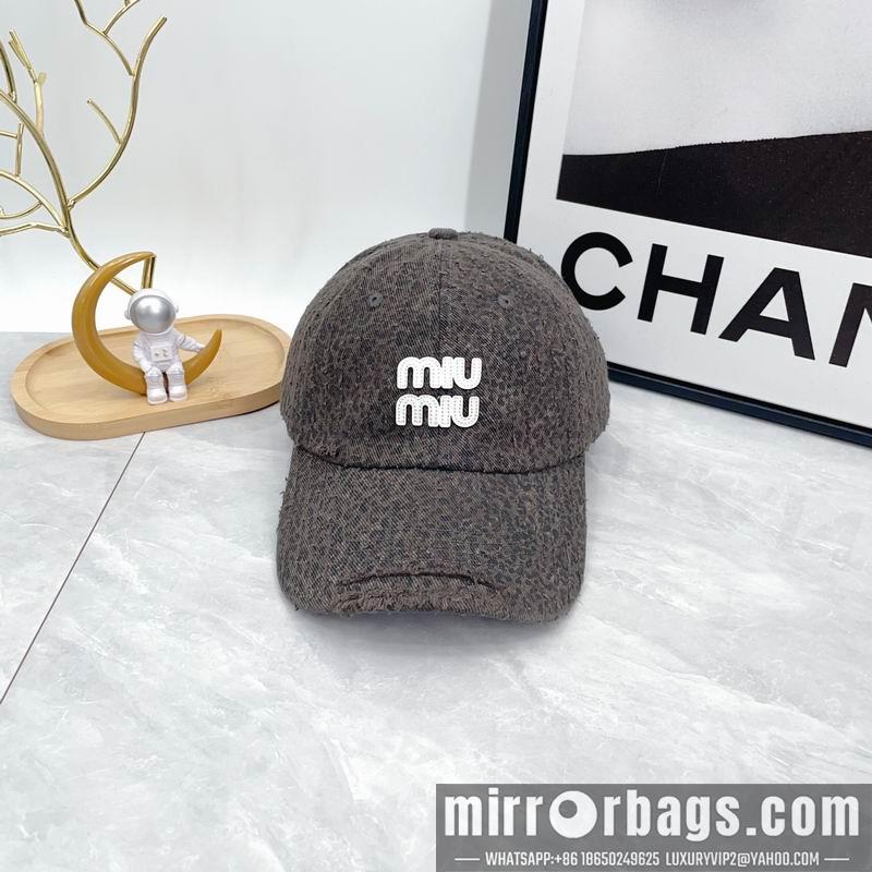 Replica Miumiu cap dx47