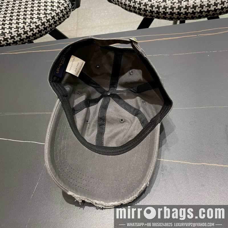 Replica LV cap 102802