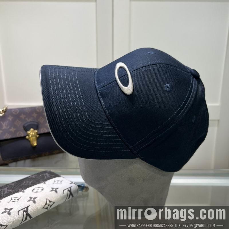 Replica Other cap dx07