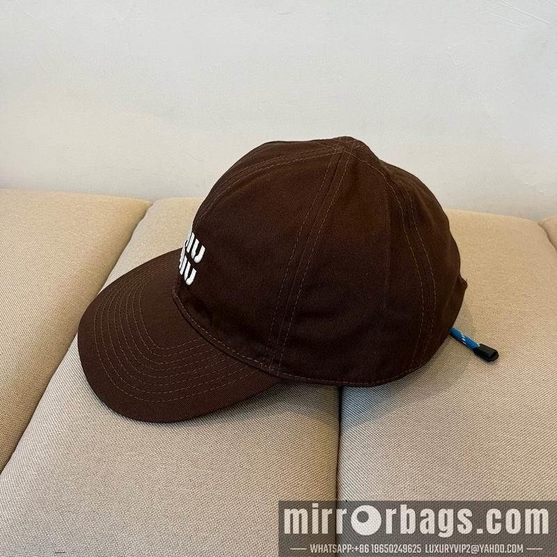 Replica Miumiu Cap dx32