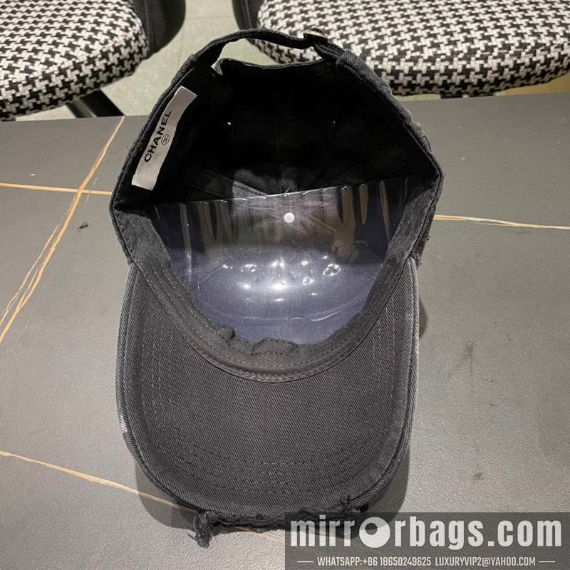 Replica Chanel cap 082602