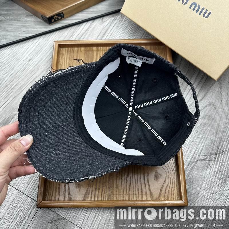 Replica Miumiu cap dx63