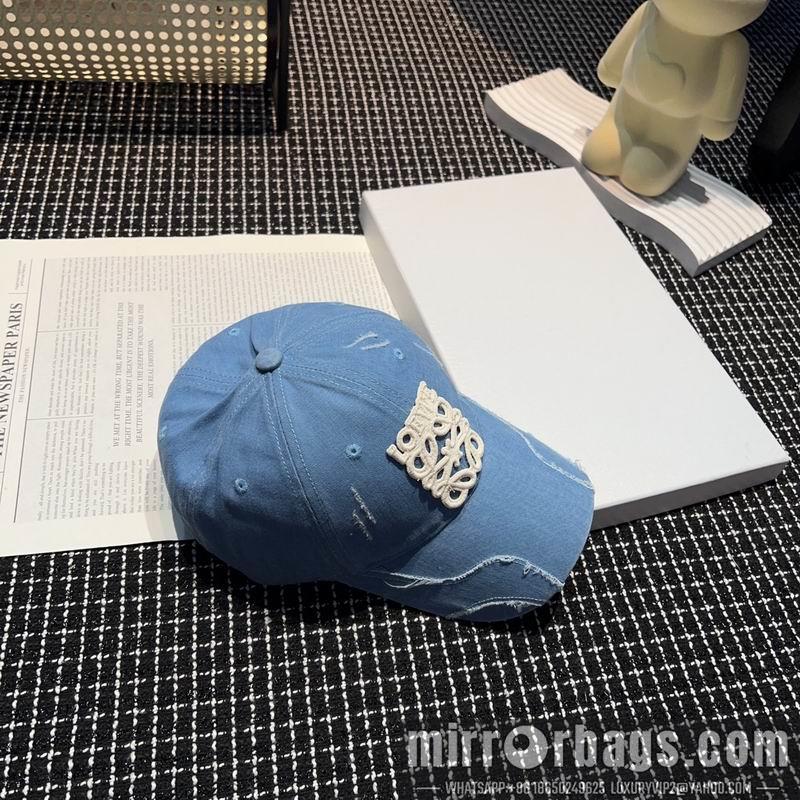 Replica Loewe cap dx08