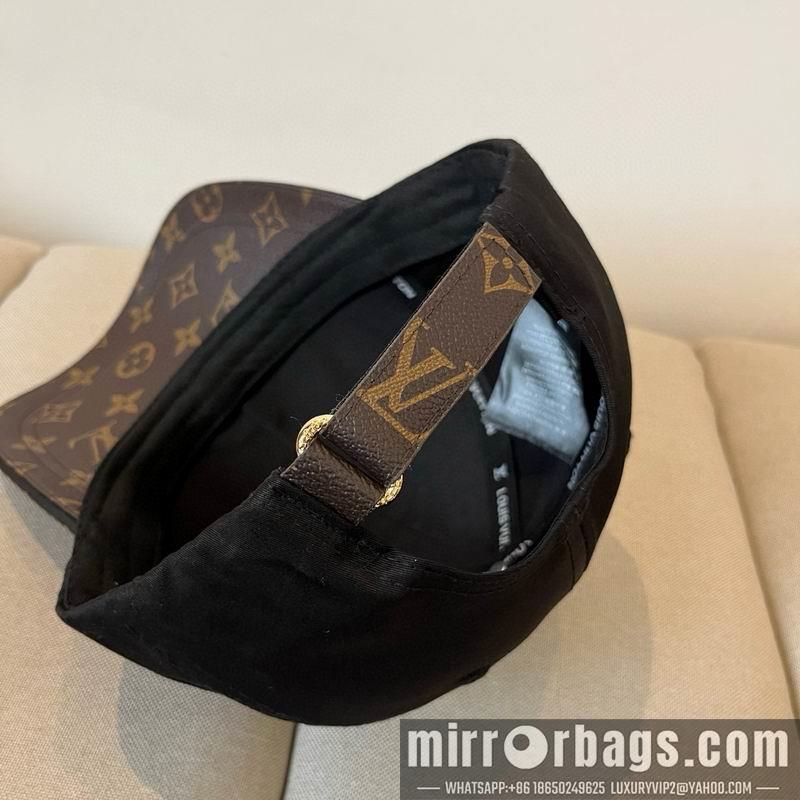 Replica LV Hat dx33