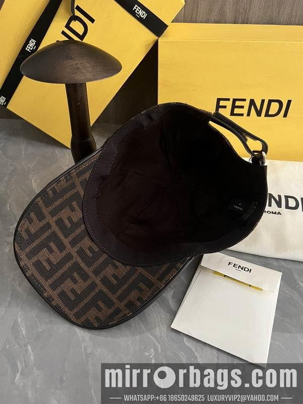 Replica Fendi cap dx81