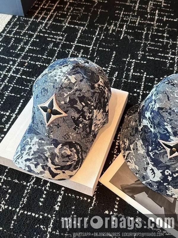 Replica LV Hat 092703