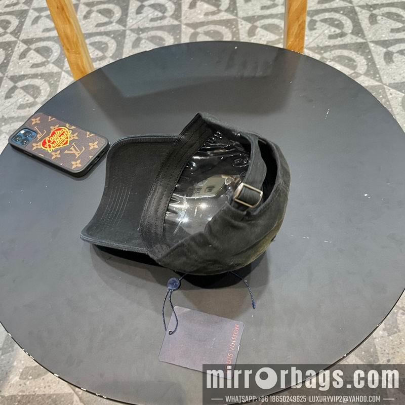 Replica LV cap 042810