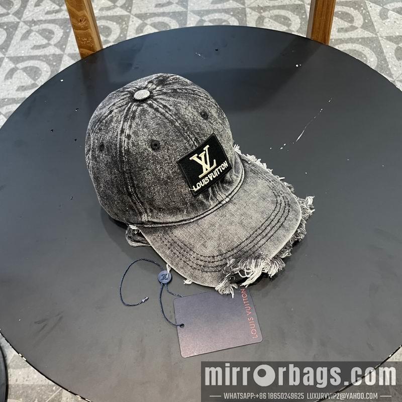 Replica LV cap 042811
