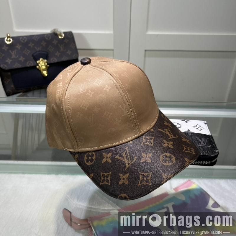 Replica LV cap dx13