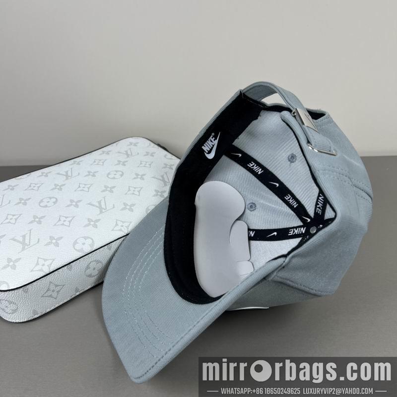 Replica Nike Cap dx13