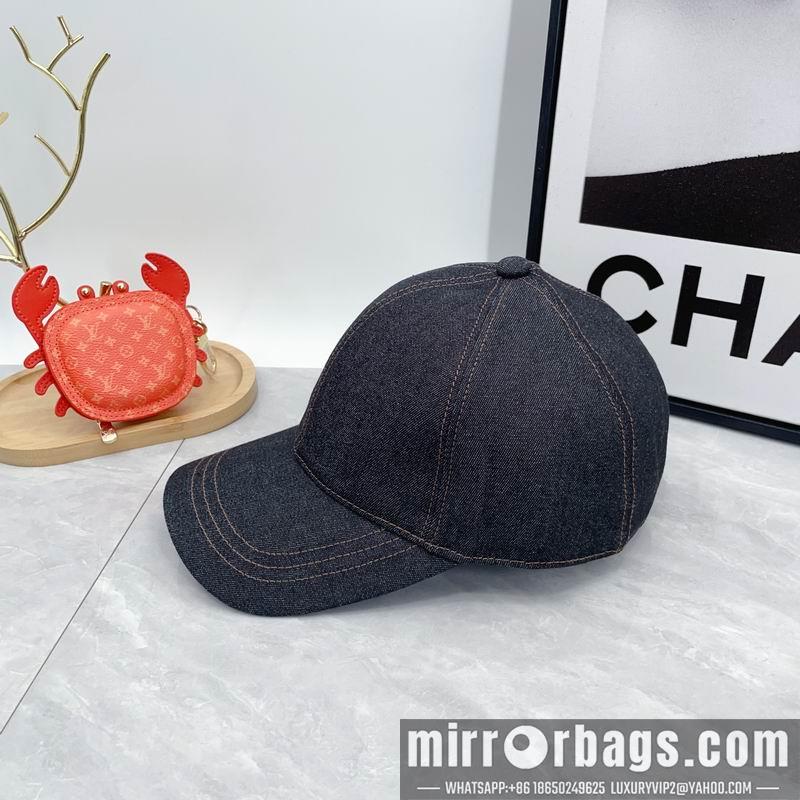 Replica Miumiu cap dx04