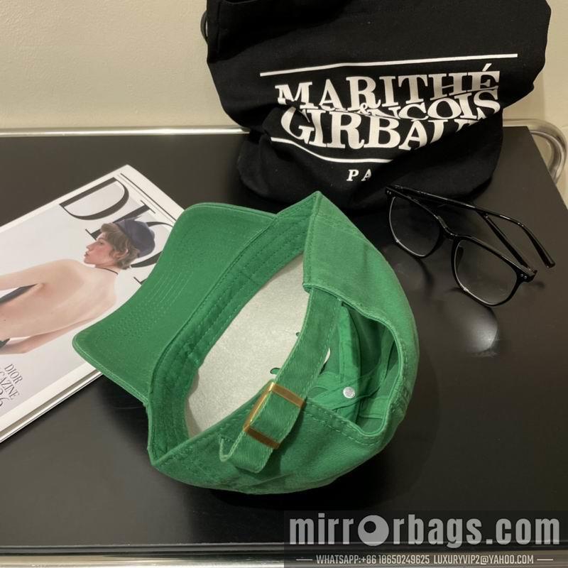 Replica Miumiu cap dx26