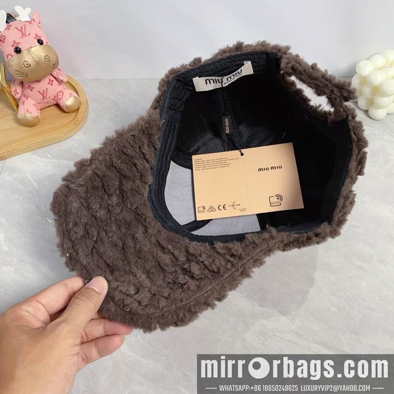 Replica Miumiu cap dx66