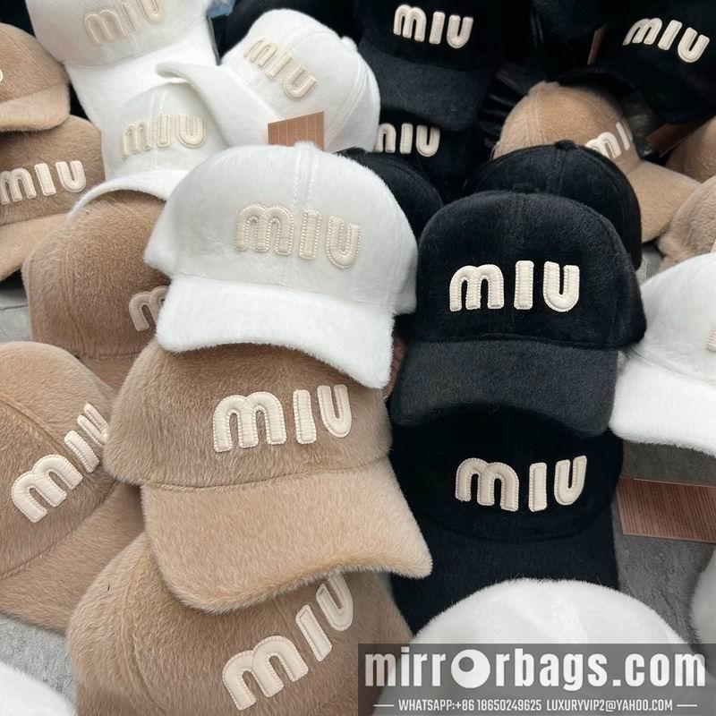 Replica Miumiu cap dx91