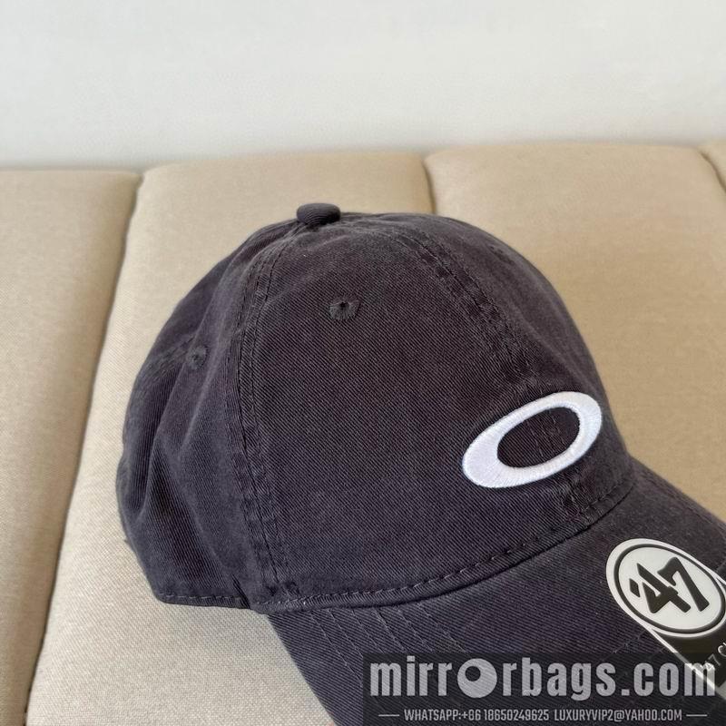 Replica Other cap dx44