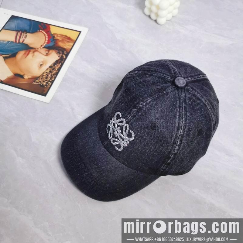 Replica Loewe Cap dx07