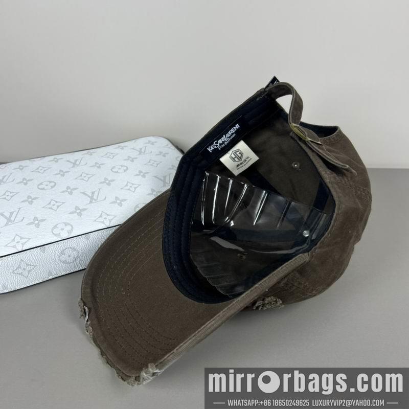 Replica YSL cap dx34