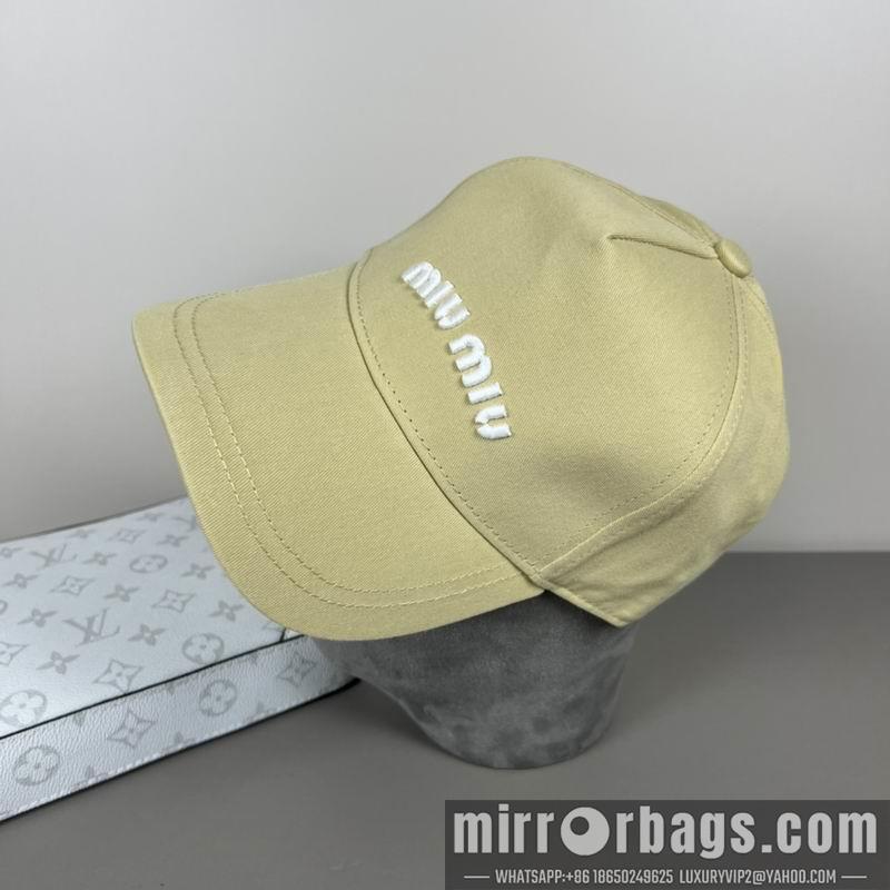 Replica Miumiu cap dx11